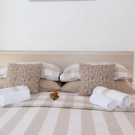 Rooms And Apartment Matosevic 3*