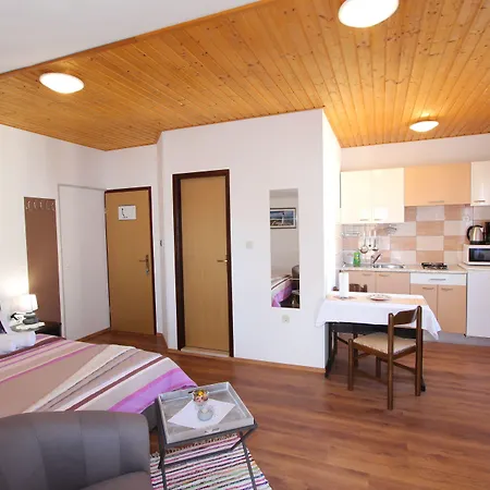 Rooms And Apartment Matosevic Rovinj