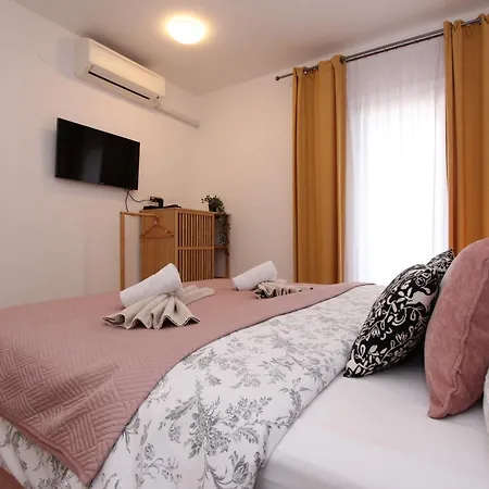 Rooms And Apartment Matosevic Guest house 3*