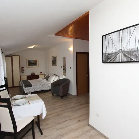 Maison d'hôtes And Matosevic 3*