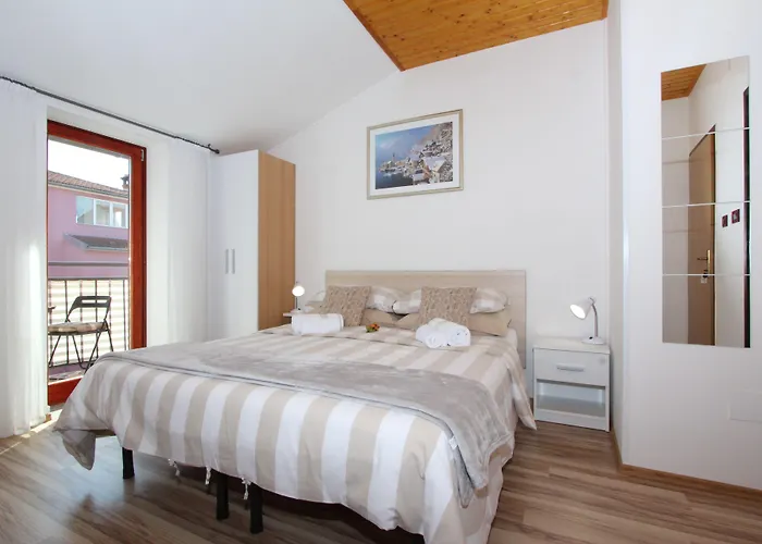 And Matosevic 招待所