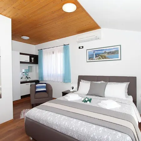Rooms And Apartment Matosevic Guest house 3*